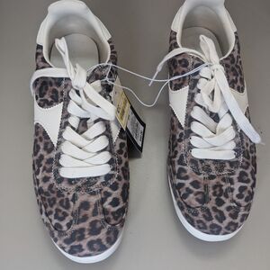 Universal Thread Leopard Print Sneakers with White Accents